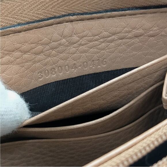 Gucci Beige Pebbled Leather Full-Sized Zip Around Wallet - Picture 8 of 9